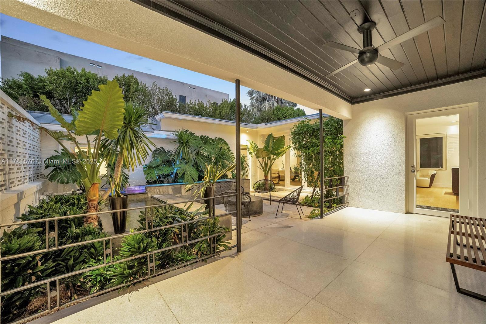 4271 Alton Road Miami Beach, FL 33140 - Photo 6 of 53