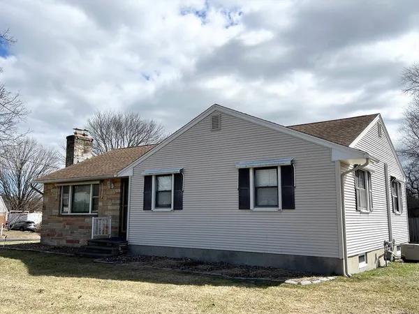 $309,900 | 208 West Street, Ludlow, MA 01056