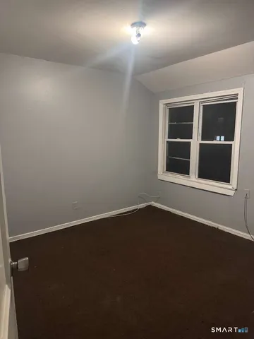 $1,300 | 33 Cannon Road, East Hartford, CT 06108