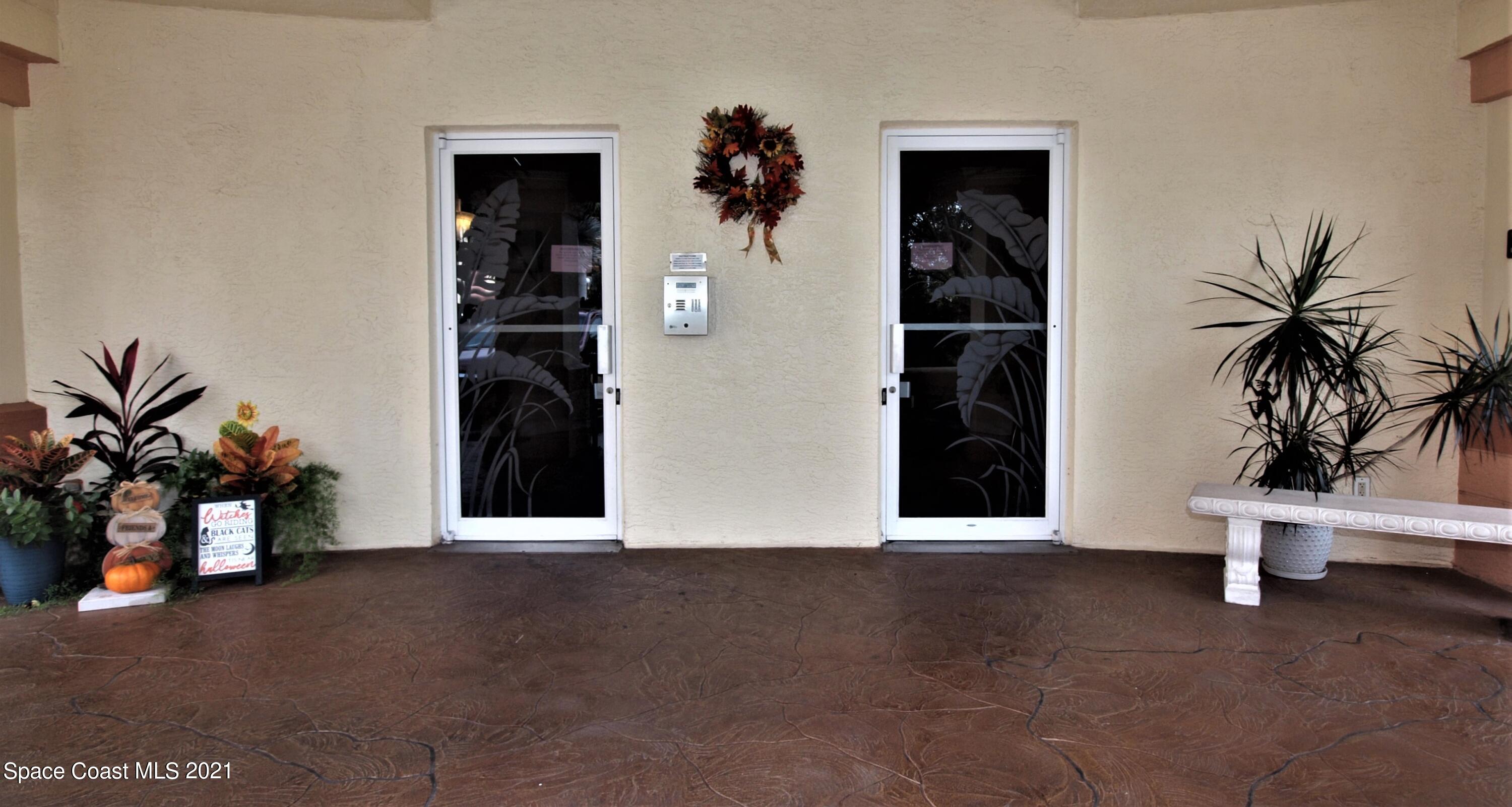 104 Riverside Drive, Unit 303 Cocoa, FL 32922 - Photo 3 of 32 P1012506