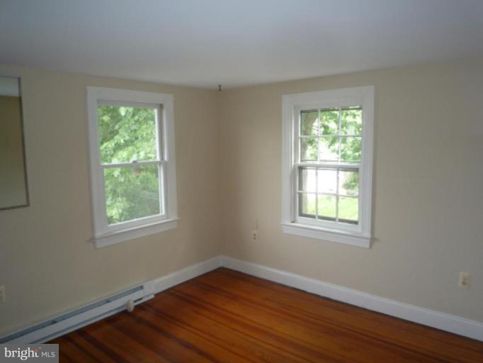 42403 Stumptown Road Leesburg, VA 20176 - Photo 10 of 17 Bedroom #2
