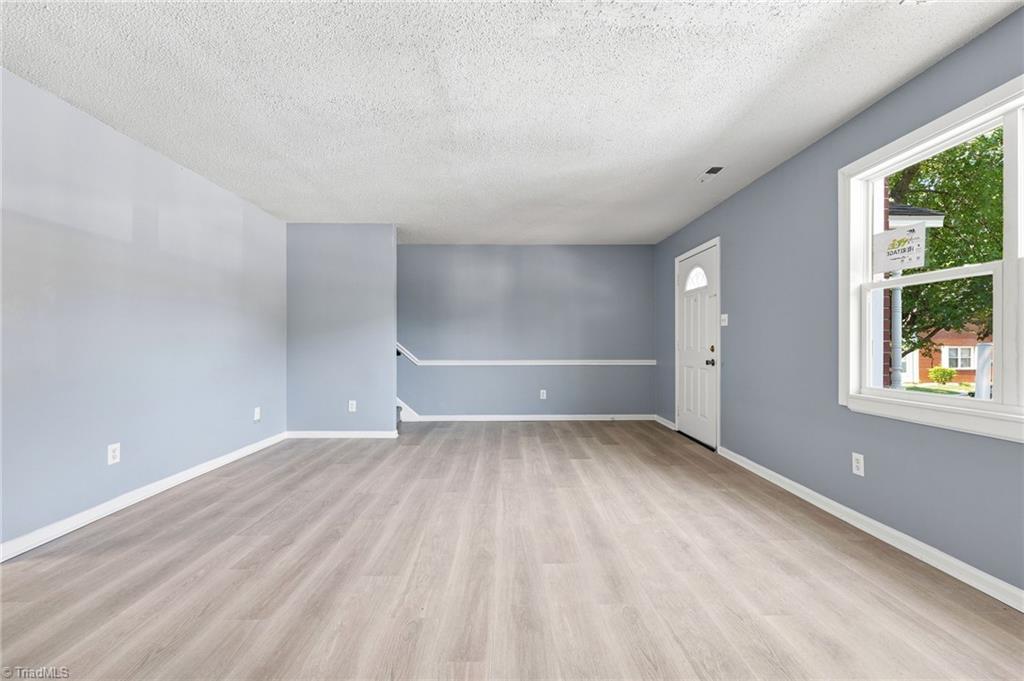 5741 Bramblegate Road, Unit M Greensboro, NC 27409 - Photo 8 of 34 Gallery Image 8