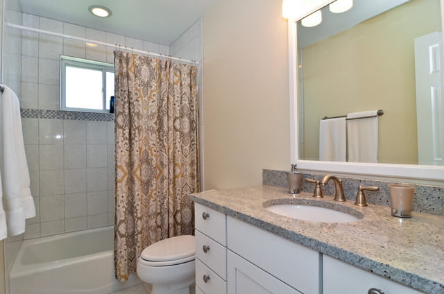 3000 Applegate Lane Glenview, IL 60025 - Photo 6 of 10