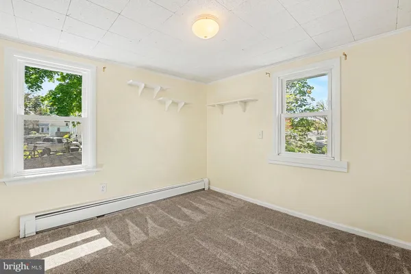 $1,800 | 504 West Pothouse Road, Phoenixville, PA 19460