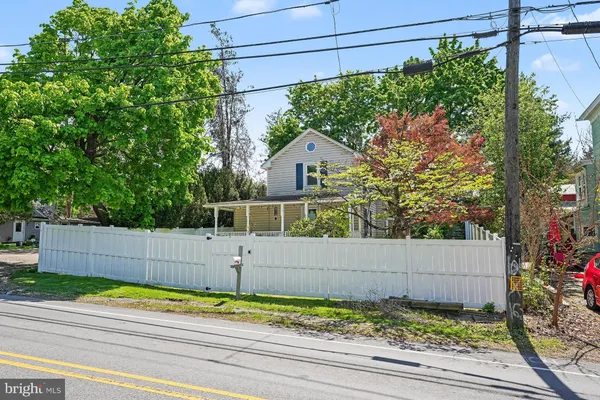 $1,800 | 504 West Pothouse Road, Phoenixville, PA 19460