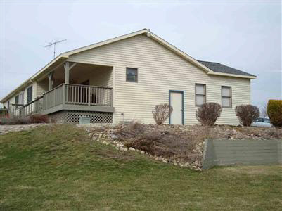 2349 North Baxter Road Davison, MI 48423 - Photo 6 of 12 20231097-5.JPG