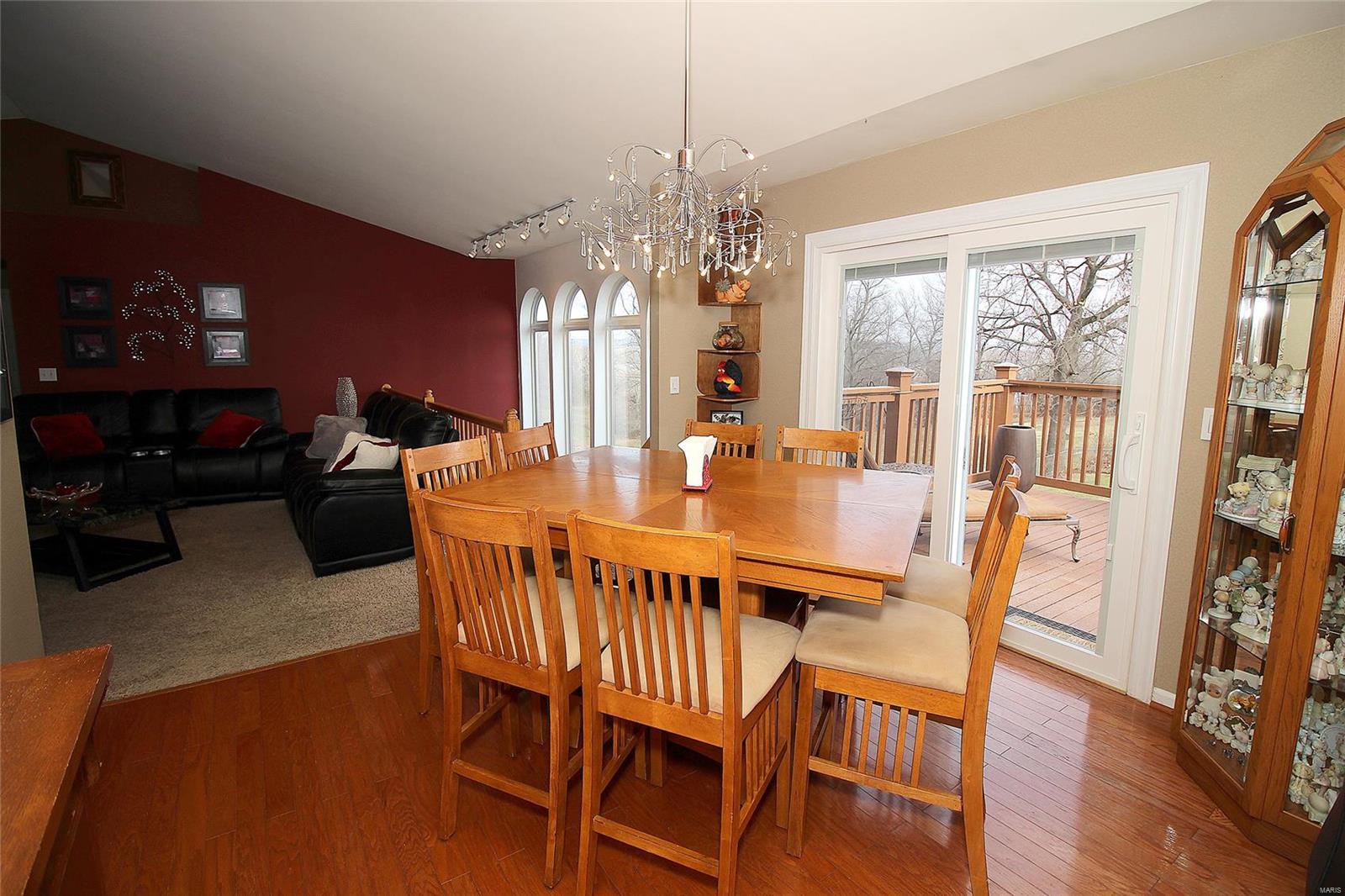 454 Magoffin Road St. Louis, MO 63129 - Photo 9 of 59 Gallery Image 9