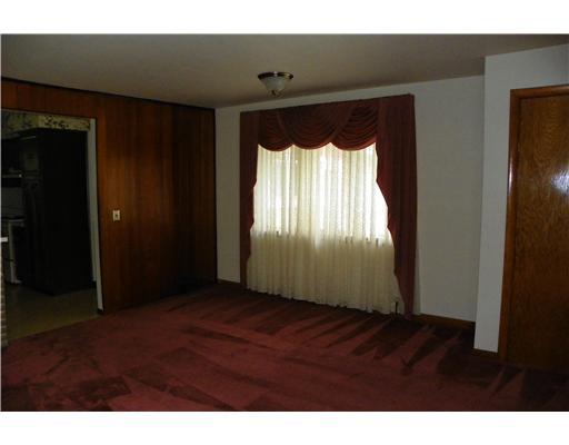 127 Shenango Road New Castle, PA 16105 - Photo 6 of 11 Den.