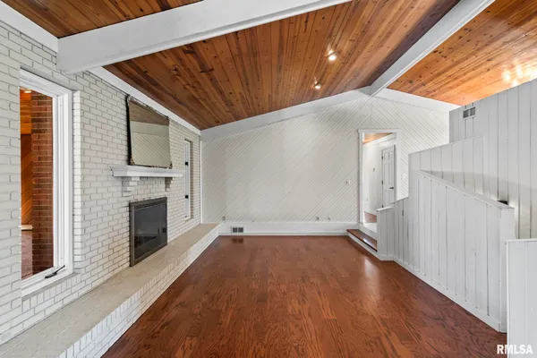 $450,000 | 2784 Hilltop Road, Springfield, IL 62712