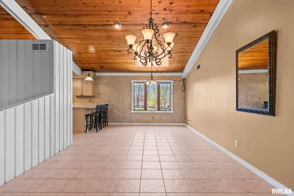 $450,000 | 2784 Hilltop Road, Springfield, IL 62712