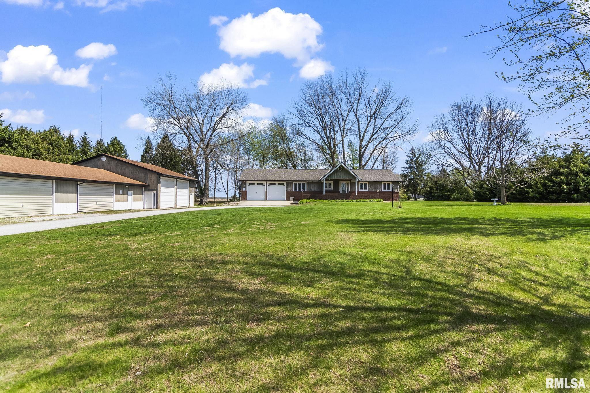 2784 Hilltop Road Springfield, IL 62712 - Photo 2 of 67