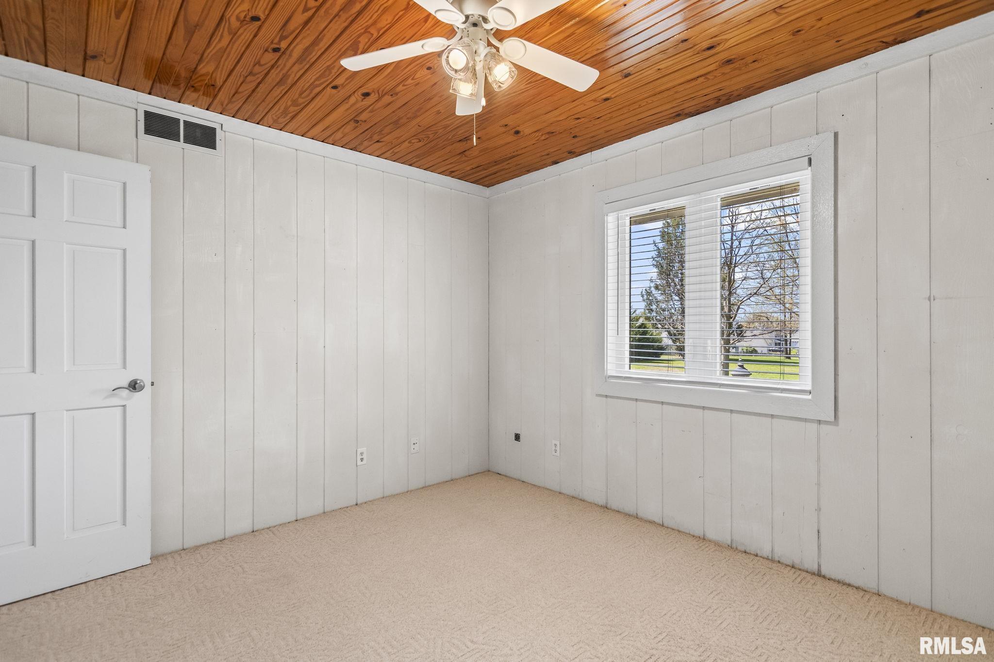 2784 Hilltop Road Springfield, IL 62712 - Photo 37 of 67