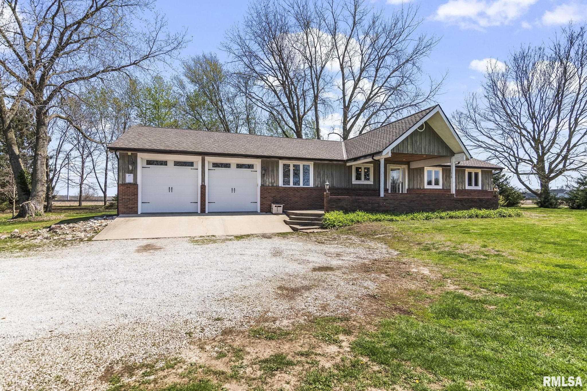 2784 Hilltop Road Springfield, IL 62712 - Photo 5 of 67