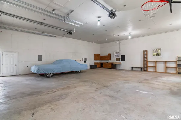 $450,000 | 2784 Hilltop Road, Springfield, IL 62712