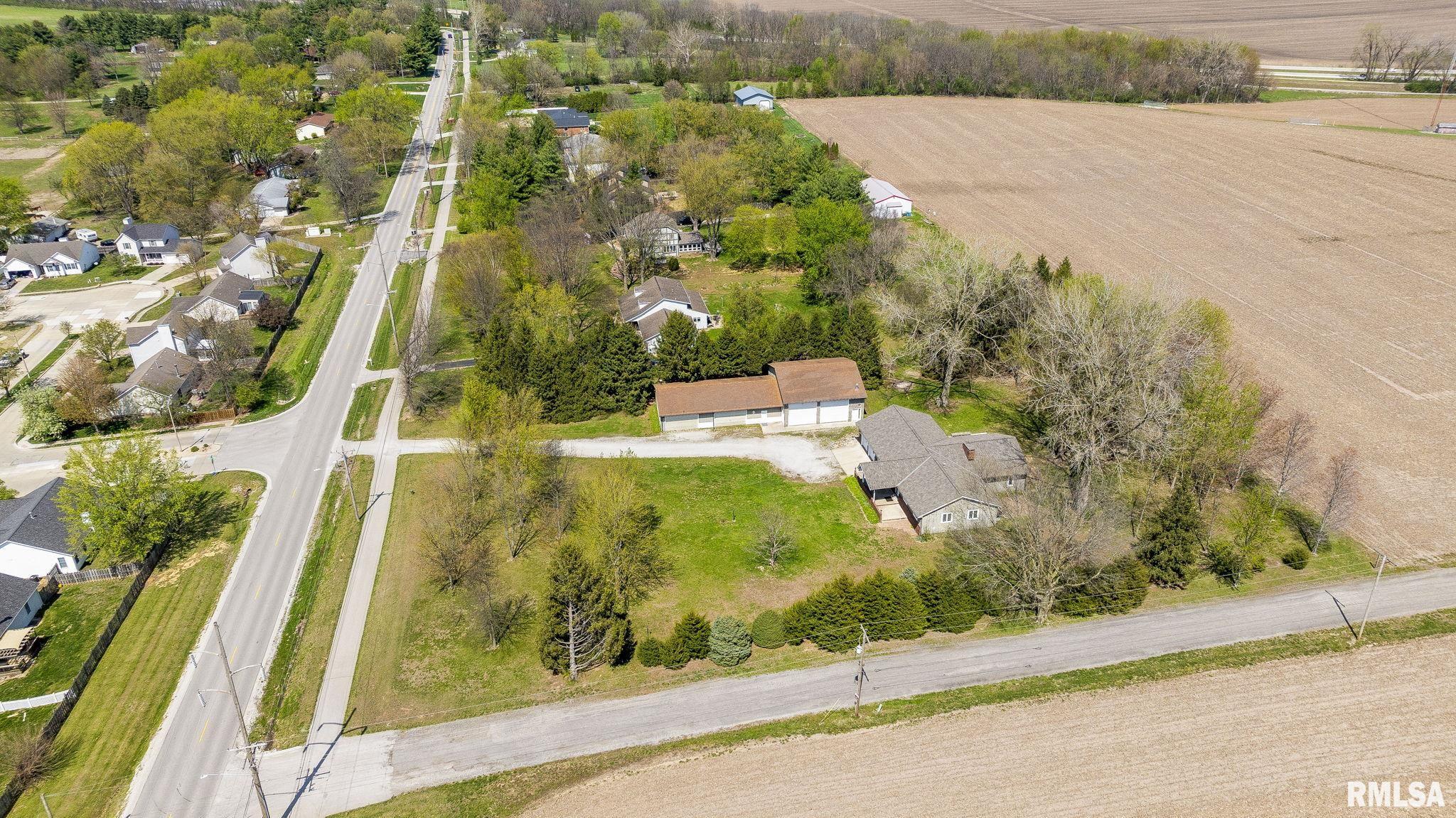 2784 Hilltop Road Springfield, IL 62712 - Photo 63 of 67