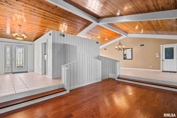 $450,000 | 2784 Hilltop Road, Springfield, IL 62712