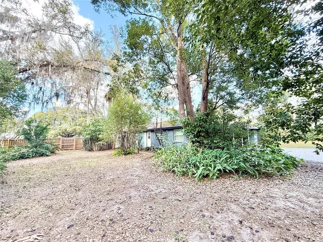 $470,000 | 1004 Lake Charles Circle, Lutz, FL 33548