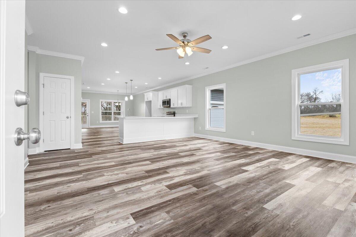 1948 Redwood Road Southeast Roanoke, VA 24014 - Photo 11 of 36 07-1948 Redwood Rd SE 07