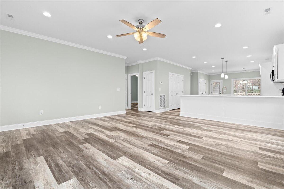 1948 Redwood Road Southeast Roanoke, VA 24014 - Photo 12 of 36 08-1948 Redwood Rd SE 08