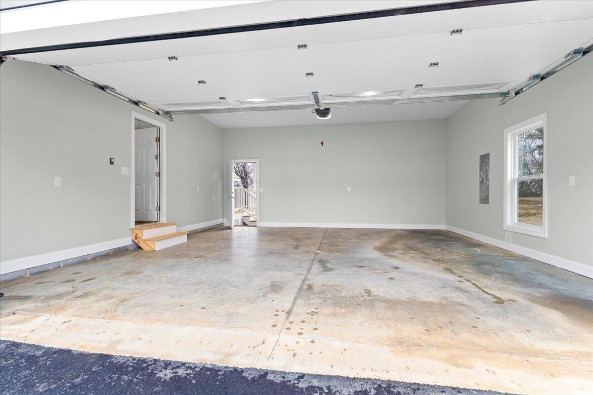 1948 Redwood Road Southeast Roanoke, VA 24014 - Photo 27 of 36 38-1948 Redwood Rd SE 38