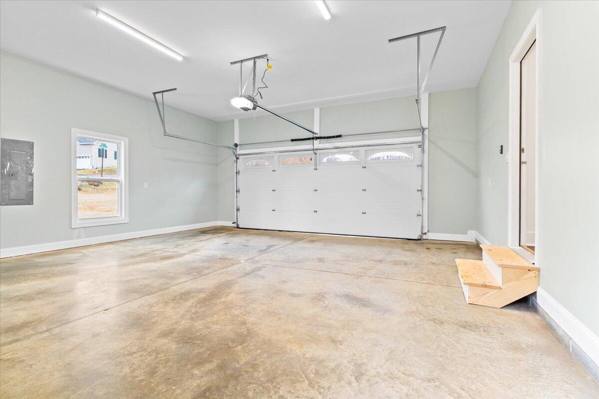 1948 Redwood Road Southeast Roanoke, VA 24014 - Photo 28 of 36 37-1948 Redwood Rd SE 37