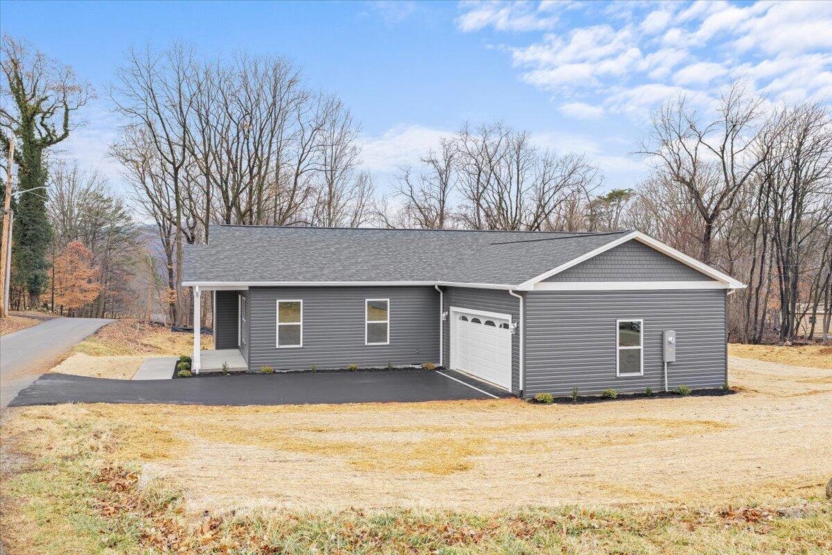 1948 Redwood Road Southeast Roanoke, VA 24014 - Photo 34 of 36 05-1948 Redwood Rd SE 05