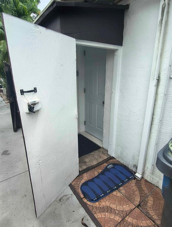 5741 Southwest 24th Avenue, Unit B Fort Lauderdale, FL 33312 - Photo 7 of 9 a view of an entryway