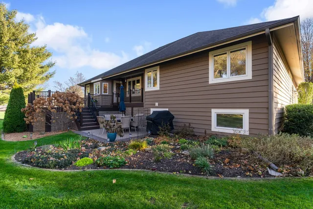 $599,900 | 6112 Misty Pine Court, Crystal Lake, IL 60012