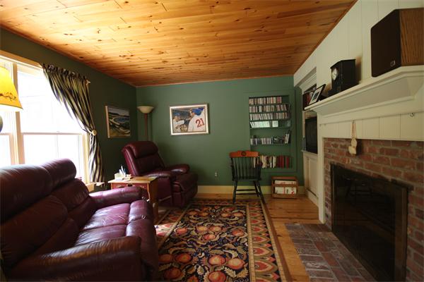 209 River Road Westport, MA 02790 - Photo 3 of 8