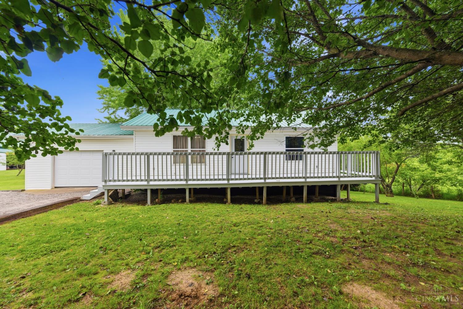 32 Pleasant View Road Manchester, OH 45144 - Photo 1 of 43