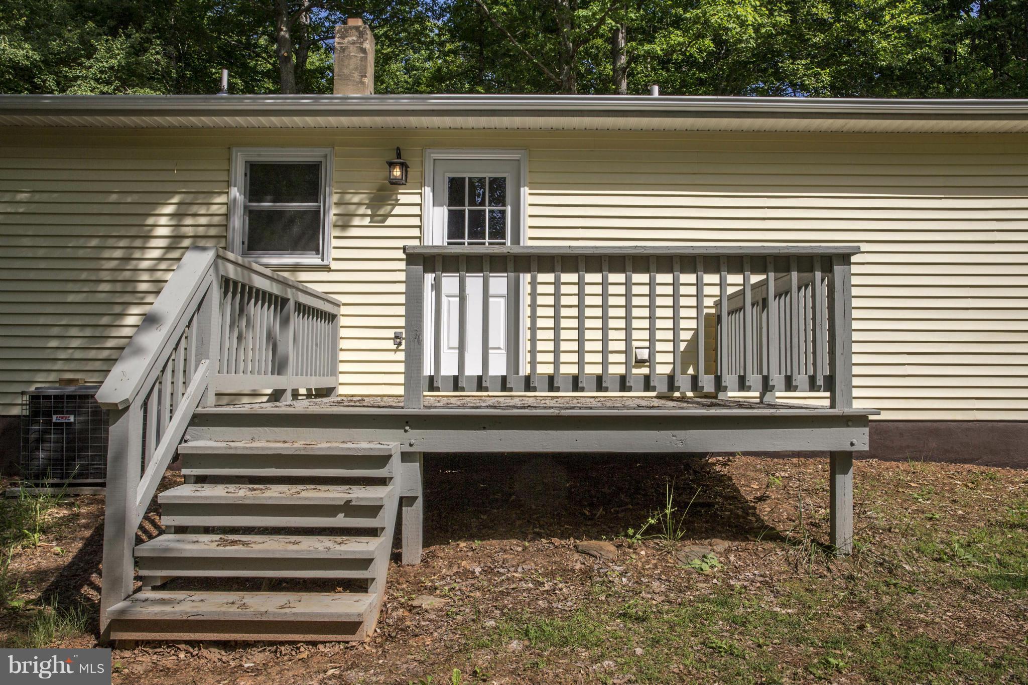 13781 Union Church Road Sumerduck, VA 22742 - Photo 22 of 25 Exterior (Rear)