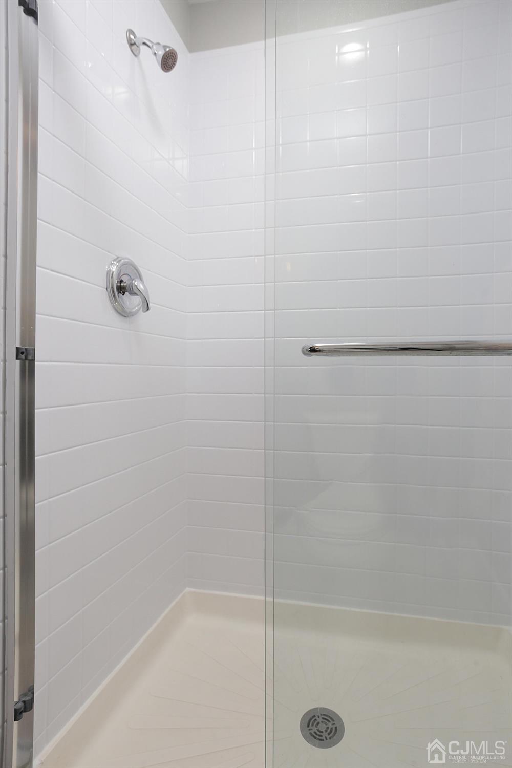 205 Commons Way Drive, Unit 5 East Brunswick, NJ 08816 - Photo 19 of 22