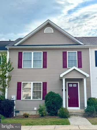 $1,700 | 107 Trade Wind Lane, Winchester, VA 22602