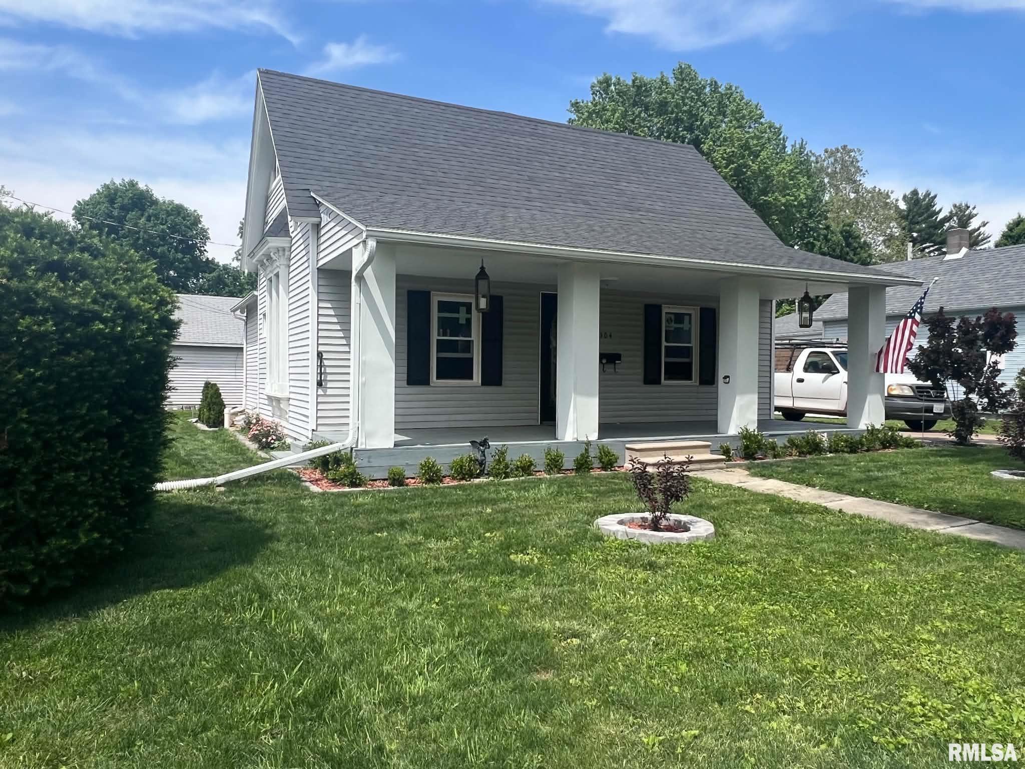 304 East Summit Street Macomb, IL 61455 - Photo 3 of 23