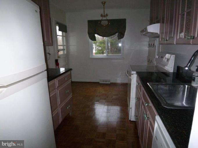 3532 Cabot Road Randallstown, MD 21133 - Photo 13 of 21 Kitchen #2