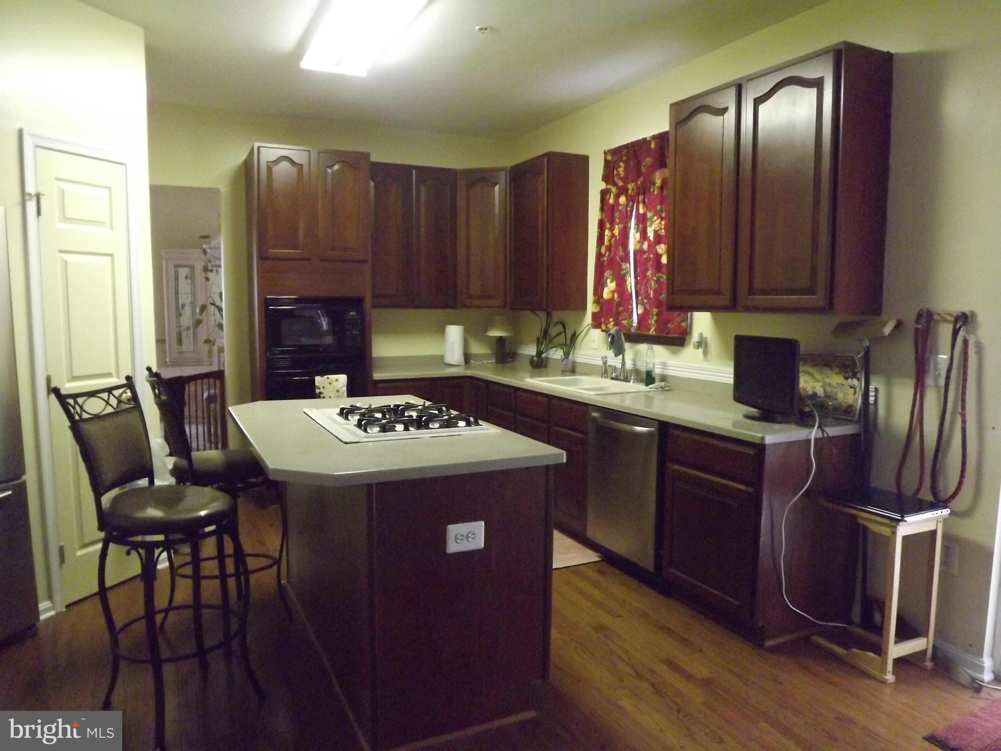 8103 Foxhall Road Clinton, MD 20735 - Photo 3 of 3 Kitchen