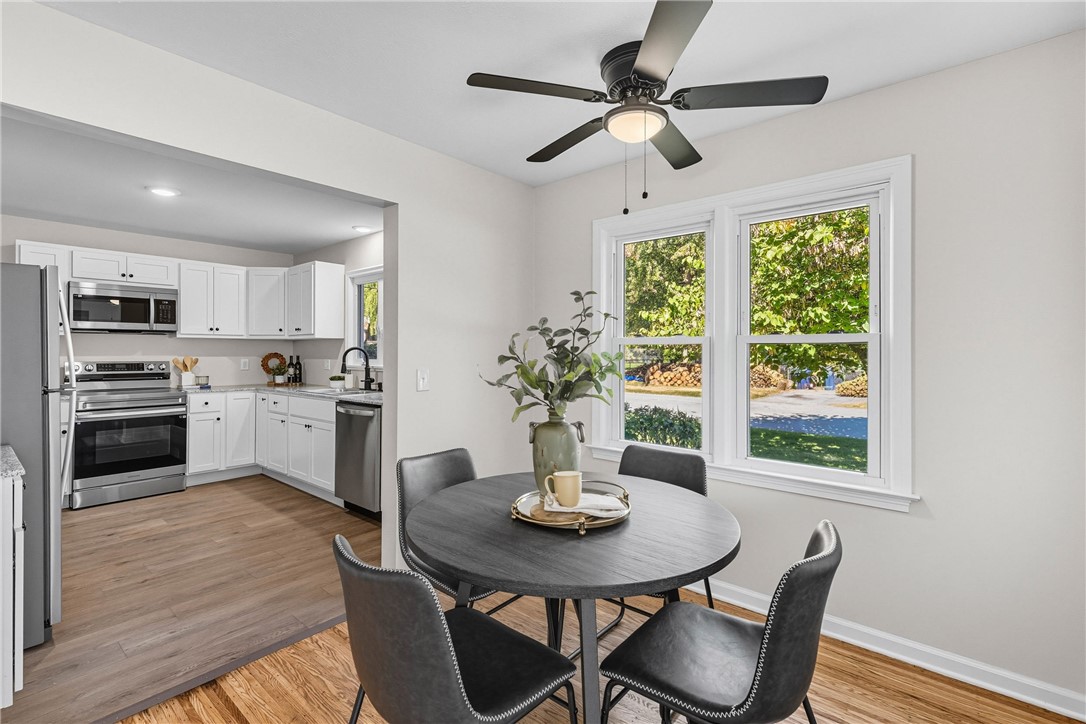 235 Shelford Road Irondequoit, NY 14609 - Photo 14 of 50