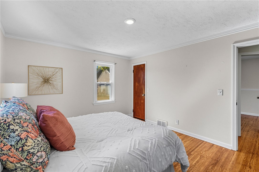 235 Shelford Road Irondequoit, NY 14609 - Photo 27 of 50