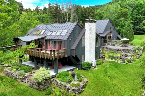 $800,000 | 1588 Austin Hill Road, Rochester, VT 05767