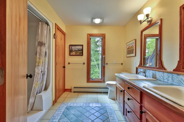 $869,000 | 1588 Austin Hill Road, Rochester, VT 05767