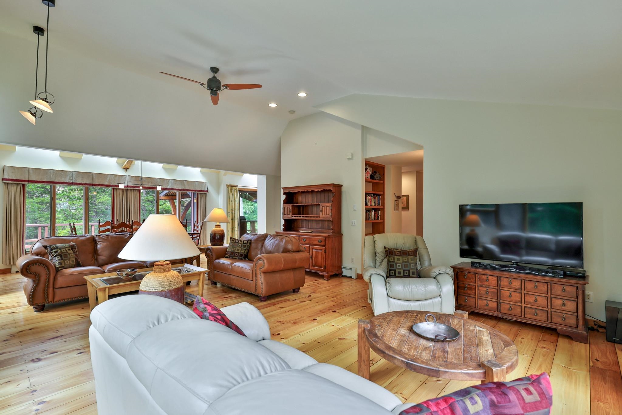 1588 Austin Hill Road Rochester, VT 05767 - Photo 10 of 60