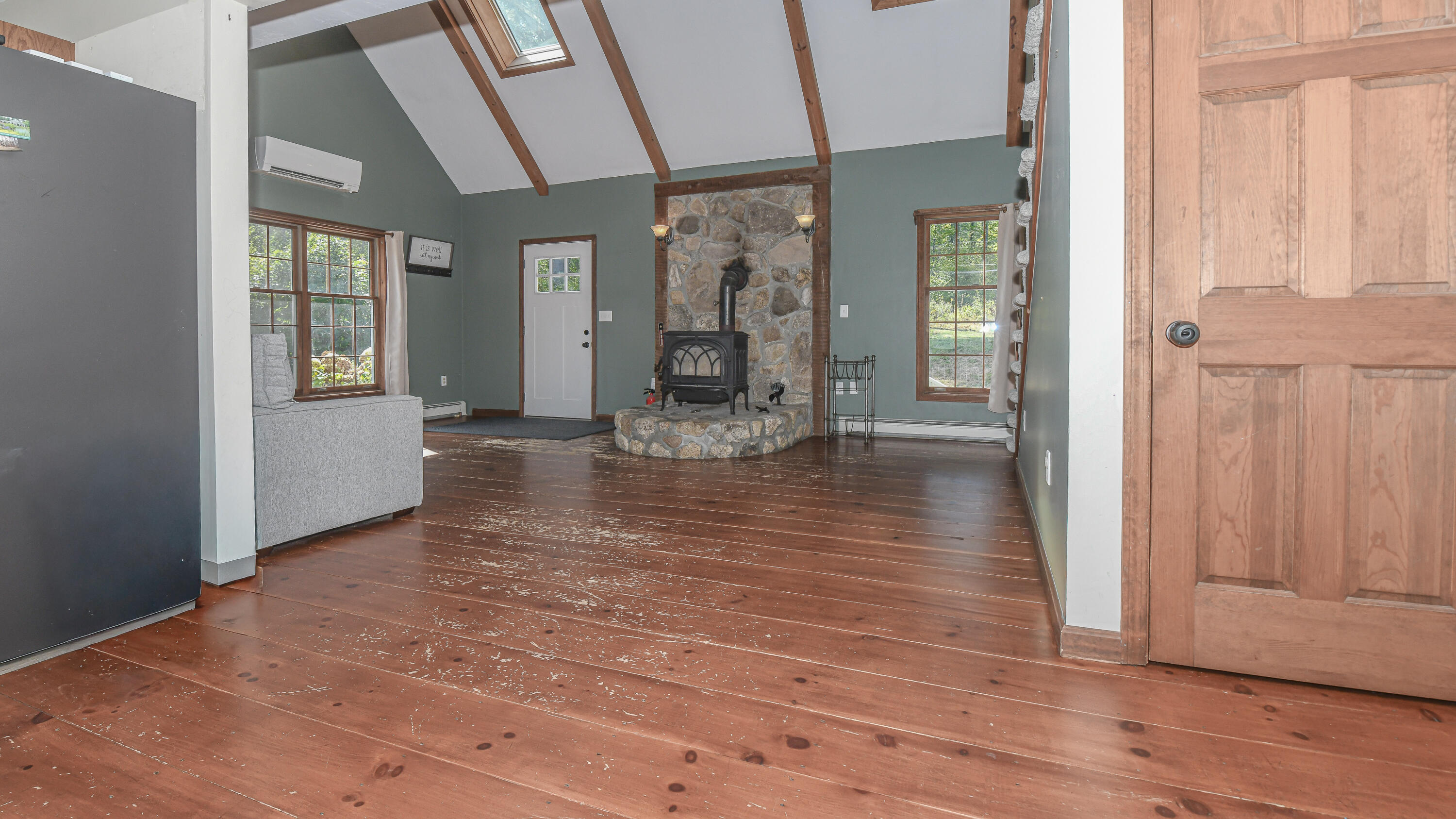 112 Thompson Lake Shores Road Casco, ME 04015 - Photo 11 of 52 112 thompson lakes shores road-114
