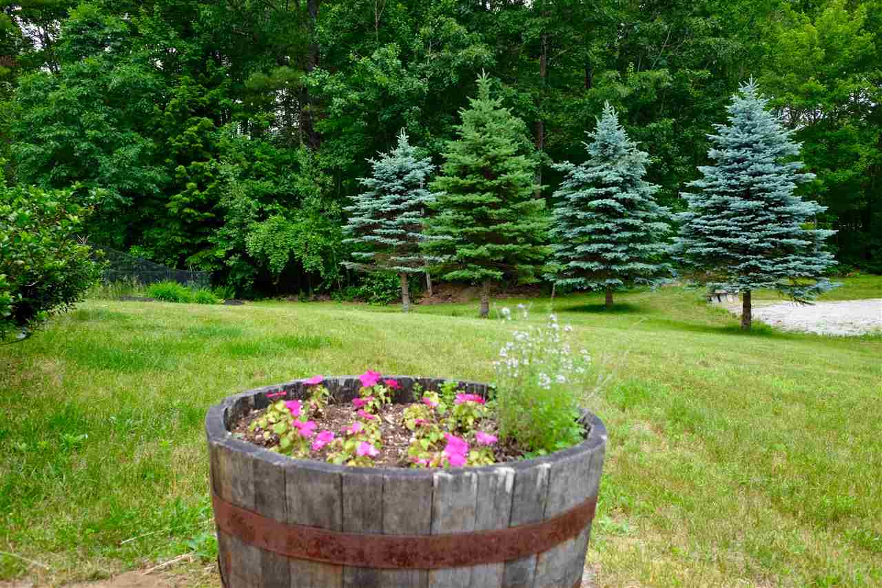 465 Mountain Road Concord, NH 03301 - Photo 5 of 25