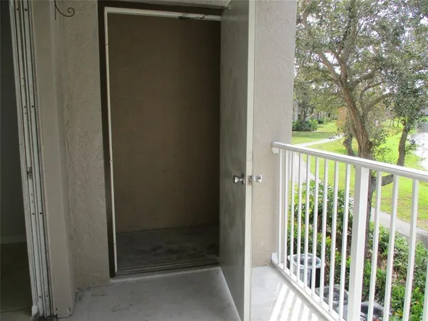$2,375 | 5045 Wiles Road, Unit 206, Coconut Creek, FL 33073
