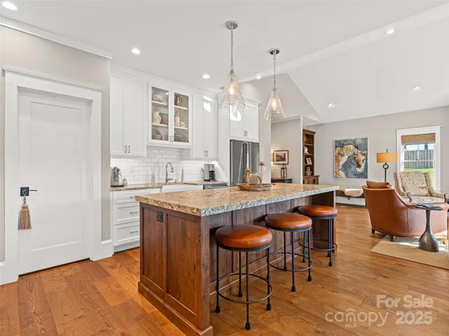 $800,000 | 6 Starwood Valley Trail, Arden, NC 28704