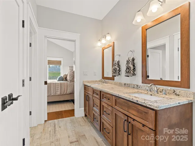 $800,000 | 6 Starwood Valley Trail, Arden, NC 28704