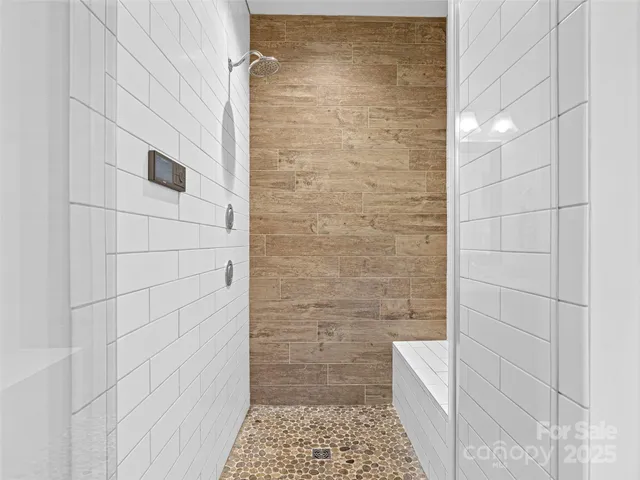 $800,000 | 6 Starwood Valley Trail, Arden, NC 28704