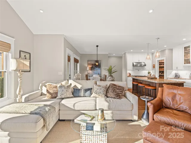 $800,000 | 6 Starwood Valley Trail, Arden, NC 28704