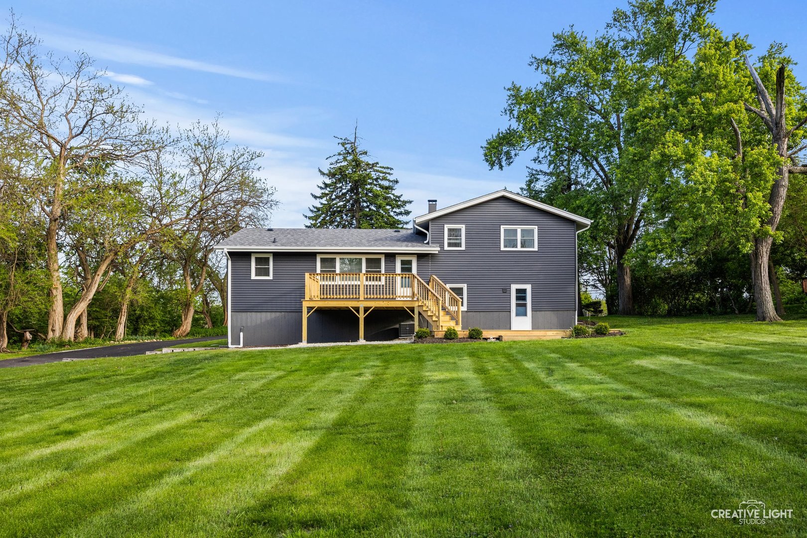 704 Plainfield Road Downers Grove, IL 60516 - Photo 31 of 40