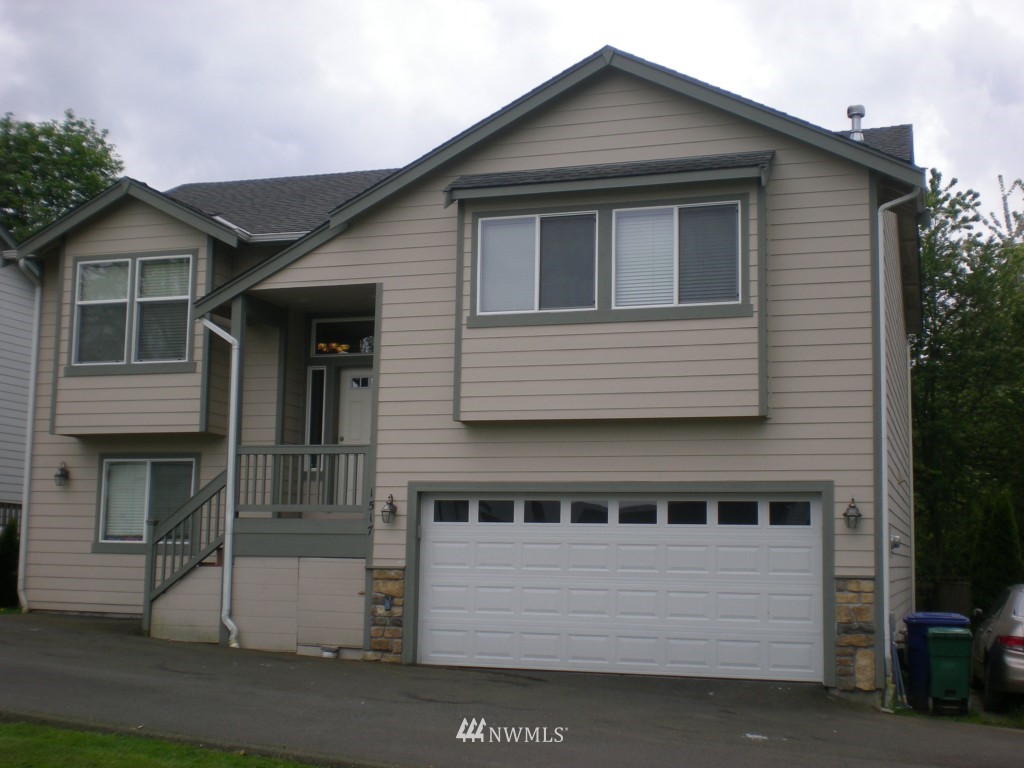 1517 Davis Avenue South Renton, WA 98055 - Photo 1 of 1 Gallery Image 1